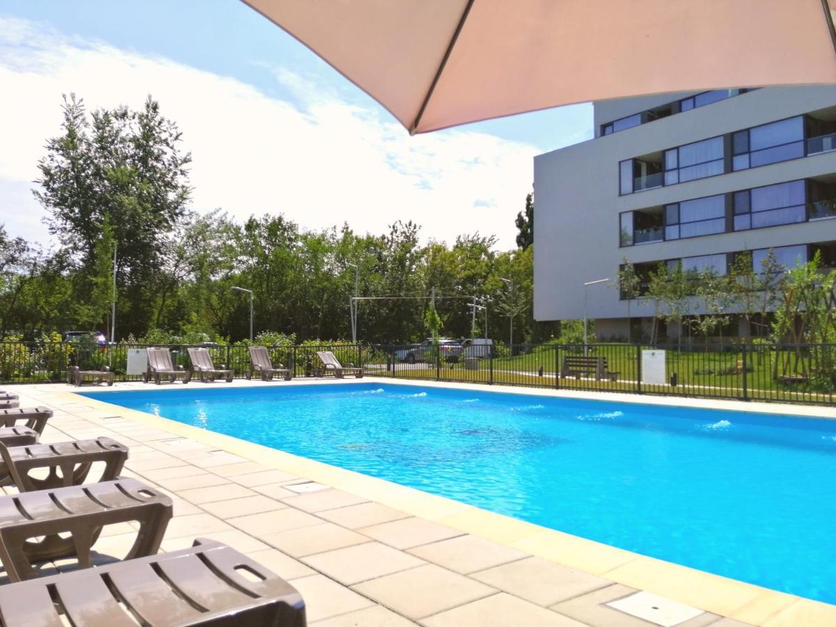 Atria Urban Resort Bucureşti Ngoại thất bức ảnh